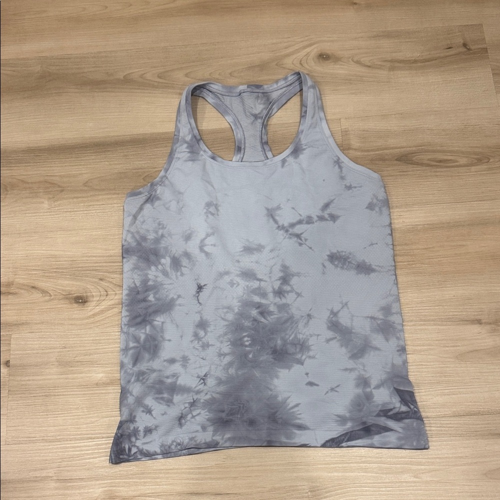 Gray Tie-Dye Woman’s Lululemon Athletica Tank Top energy creates energy